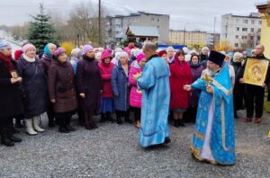 4 ноября — день празднования иконы Божией Матери «Казанская» — престольный праздник  нижнего придела Троицкого храма города Сегежа